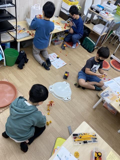 ヒューマンアカデミージュニア 真美ヶ丘サイエンス教室｜ロボット教室